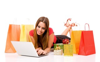 Còn chờ gì nữa, chị em mau "săn" ngay 3 triệu phiếu mua hàng giảm giá trên Lazada tháng 12!