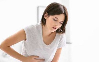 Có những dấu hiệu này hằng ngày, đi khám ung thư đại tràng ngay