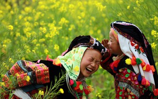 Những tục lệ đón Tết kỳ lạ có thể bạn chưa bao giờ biết: Vỗ mông nhau thay cho lời cầu hôn, gọi trâu về cùng ăn Tết
