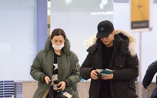 "Hoa hậu Hàn đẹp nhất thế giới" lần đầu xuất hiện bên bạn trai sau 6 năm, nhưng cô cuốn cái gì ở bụng thế kia?