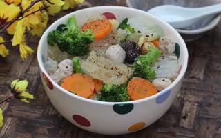 Canh bóng thả - Món canh không cầu kì mà ngon trọn vị cho mâm cơm Tết