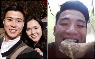 Ngày mùng 1 Tết của các chàng trai U23: Duy Mạnh hạnh phúc đón giao thừa bên bạn gái, Bùi Tiến Dũng hớn hở gặm đùi gà