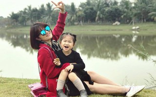 Không thể cho con một gia đình trọn vẹn nhưng mẹ đơn thân xinh đẹp này luôn khiến Tết của con hạnh phúc, đầy màu sắc