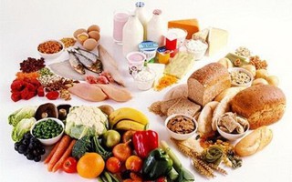 Cách ăn uống sau sinh để mẹ đẹp, con khỏe