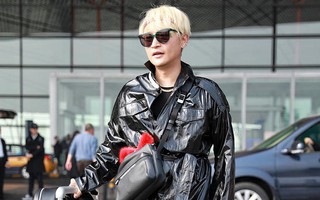Tiếp tục "câu fame" bằng phong cách khó hiểu, "Nhĩ Thái" Trần Chí Bằng bị ví như mặc túi rác lên người