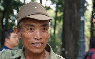 Đi xe khách từ rạng sáng chờ viếng nguyên Thủ tướng Phan Văn Khải