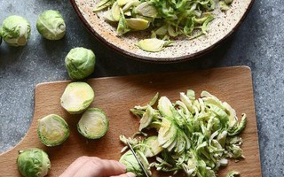 15 siêu thực phẩm giúp tăng cường năng lượng và thải độc cho cơ thể trong mùa xuân