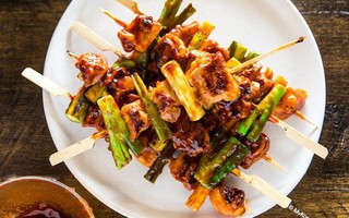 Gà xiên nướng kiểu Hàn có gì ngon mà hễ ai thử là mê mẩn?