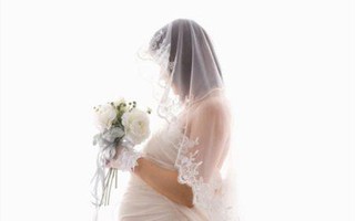 Con gái thông báo có bầu trước khi cưới, phản ứng của ông bố khiến nhiều người bất ngờ: "Đẻ đi cháu tao tao nuôi, tao không xấu hổ với ai hết"
