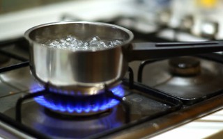 Với những mẹo này bạn tiết kiệm hơn 50% lượng gas nấu nướng, tiết kiệm được khối tiền