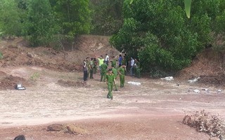 Thương tâm chồng nghi giết vợ đốt xác rồi treo cổ tự tử ở Bình Dương