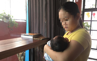Không có tiền mua sữa cho con, bé gái 13 tuổi bị hàng xóm hiếp dâm đã nhận được sự giúp đỡ từ cộng đồng