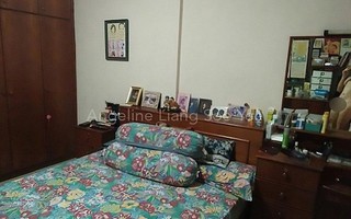 Người đàn ông đăng hình bán nhà, nhà thì chưa bán được mà phải lật đật gỡ hình vì lý do khiến anh muối mặt
