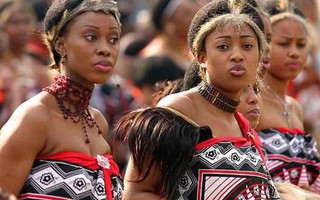 Đau buồn vì không được tham dự lễ tang chị gái, hoàng hậu Swaziland tự tử trong niềm tiếc thương của hoàng gia
