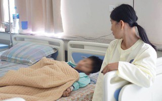 Bị bệnh đái tháo đường vị thành niên, bé 9 tuổi sút 4kg chỉ trong 1 tháng