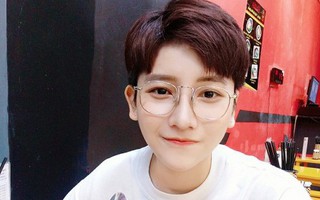 Hành trình ‘lột xác’ của 9X đồng tính từng bị chê lập dị và bạn bè xa lánh trở thành người mẫu ảnh