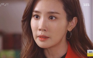 Phát hiện chồng bón ăn cho nhân tình ở trên giường của mình, Lee Da Hae đã làm thế này