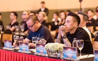 DJ Minh Trí căng thẳng khi đứng chung sân khấu cùng dàn sao hàng đầu thế giới