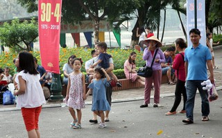 Hà Nội: Công viên, khu vui chơi vắng vẻ dịp nghỉ lễ 30/4 - 1/5