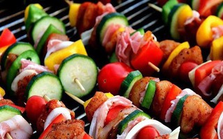 Đồ nướng: Làm gì để an toàn khi ăn?