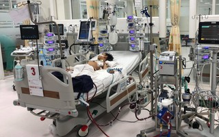 2 giờ chạy đua với tử thần, đặt ECMO cứu bé trai 9 tuổi bị viêm cơ tim bạo phát cực nặng trong gang tấc