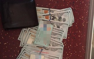 Thực hư vụ tài xế lên Facebook tìm hành khách bỏ quên 8.300USD để trả lại?
