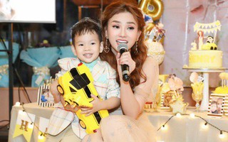 Thu Thủy xúc động hát tặng cho con trai cưng trong ngày sinh nhật lên 3