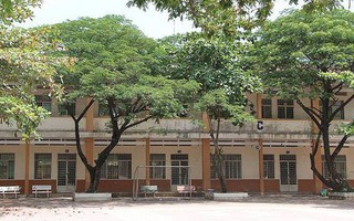 Tạm đình chỉ công tác cô giáo "im như thóc"