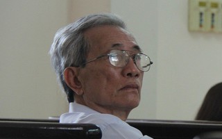 Nguyễn Khắc Thủy cho biết sẽ kiện những người tố cáo vì cho rằng họ có tư thù cá nhân