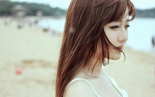 Lấy hết can đảm thú nhận tình cảm với trai, cô nàng nhận ngay câu trả lời đắng ngắt: Để anh block em, vì vợ anh hay ghen!