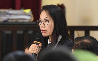Nữ luật sư bào chữa bác sĩ Hoàng Công Lương bật khóc giữa toà: "Tôi uất ức vì công lý không được thực thi"