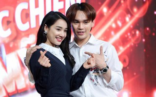Trung Quân gây sốc: Cảm thấy chuyên nghiệp hơn sau vài lần hôn Nhã Phương