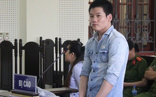 Bị cáo nhận tội hiếp dâm thiếu nữ lớp 7, tòa chỉ xử tội "Giết người"
