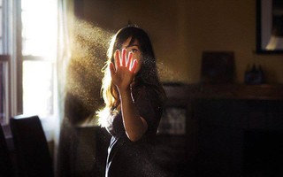 Bắt gặp chồng cùng tình nhân trên chính giường ngủ của mình, không ngờ tôi có thể bình thản đến thế (P2)