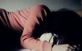 Nam thanh niên hiếp dâm người yêu 16 tuổi của bạn cùng phòng trọ, cả hung thủ và bạn trai đều bị bắt