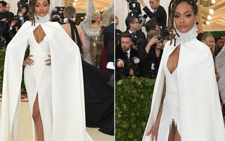 Gương mặt ê chề nhất Met Gala 2018: Siêu mẫu "chiếu tướng" cả trăm ống kính vì lộ phần nhạy cảm