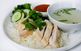 Bí quyết nấu cơm gà Hải Nam đảm bảo 10 người ăn 11 người tấm tắc