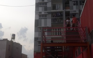 Cháy chung cư cao cấp I-Home ở Sài Gòn, hàng trăm cư dân ôm đồ tháo chạy