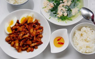 Mẹ Việt ở Pháp chia sẻ bữa tối chỉ 2 món mà ngon ngất ngây
