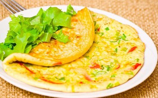 Hầu hết các bà nội trợ đều mắc sai lầm này khi ăn và chế biến trứng mà không hay biết
