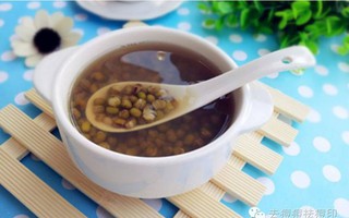 Làm thêm một bước sơ chế, nồi chè đậu bạn nấu sẽ nhanh nhừ, tiết kiệm rất nhiều thời gian