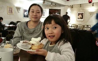 Chuyến nghỉ dưỡng êm đềm phút chốc thành cơn ác mộng khi mẹ và con gái đều chết đuối ở hồ bơi