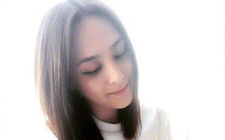 Chung Hân Đồng khoe ảnh hạnh phúc viên mãn trong tuần trăng mật sau đám cưới