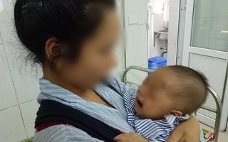 Người mẹ trẻ 18 tuổi nhỏ sữa vào mắt con khiến trẻ hỏng một bên mắt