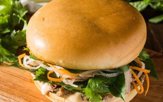 Bánh mì kẹp thịt mà làm kiểu này vừa nhanh vừa ngon ai ăn cũng mê