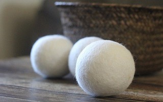 3 loại bóng giặt vừa xinh vừa giữ cho quần áo luôn xịn như mới