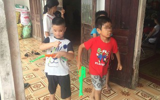 Trao nhầm con ở Ba Vì, Hà Nội: 2 đứa bé đã được đoàn tụ, hồn nhiên chơi đùa vui vẻ cùng nhau