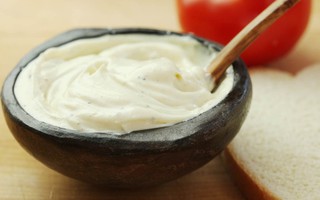 Dùng sốt mayonnaise: Những lưu ý cực quan trọng và phải cẩn thận nếu bạn không muốn nhận cái kết đắng này!