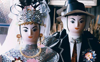 Thủ phủ vàng mã lớn nhất Hà Nội bán "cô dâu, chú rể" và cả "osin" cao cấp để đốt cho người cõi âm
