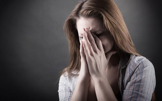 Dùng chiêu “độc trị độc” để trị chồng vậy mà mới 2 tuần tôi đã xây xẩm mặt mày trong khi anh thì vẫn chẳng tỏ vẻ gì